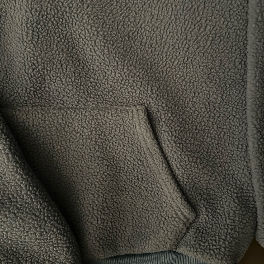 Sweatshirt - Picture 3 of 4